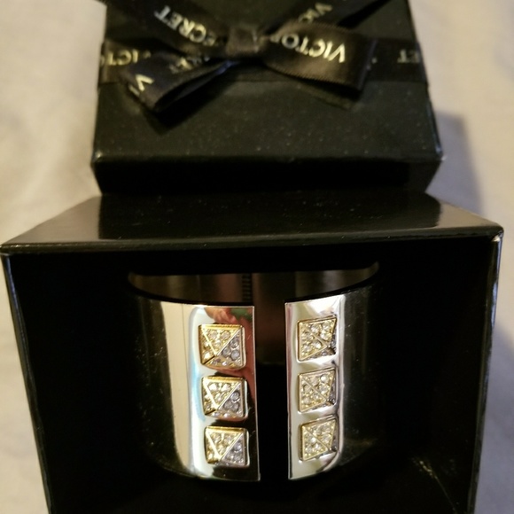 Victoria Secret Scandalous Cuff  Bracelet - Picture 2 of 3